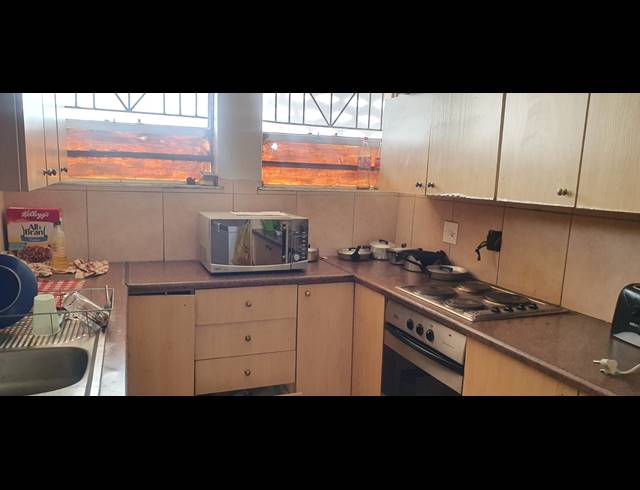 123M² OFFICE FOR SALE IN SONHEUWEL